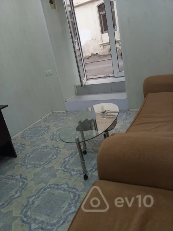 Kirayə verilir 1 otaqlı köhnə tikili 18 m²