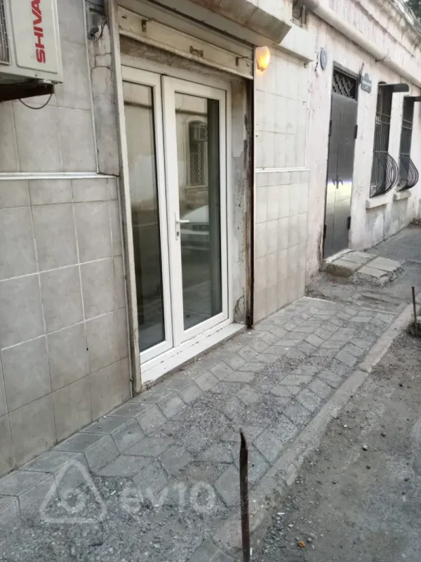 Kirayə verilir 1 otaqlı köhnə tikili 18 m²
