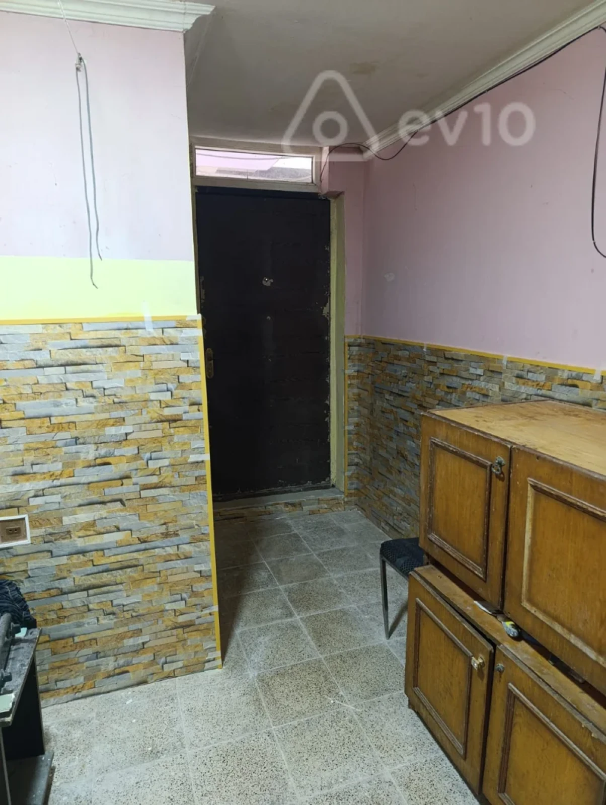 Satılır 2 otaqlı köhnə tikili 35 m²