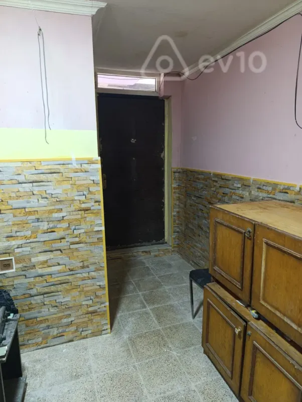 Satılır 2 otaqlı köhnə tikili 35 m²