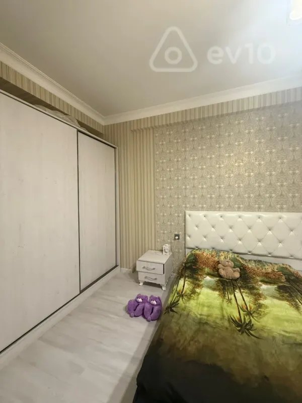 Kirayə verilir 2 otaqlı yeni tikili 60 m²
