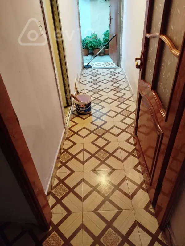 Kirayə verilir 2 otaqlı köhnə tikili 30 m²