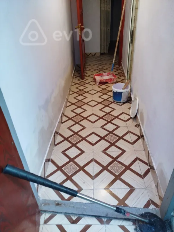 Kirayə verilir 2 otaqlı köhnə tikili 30 m²