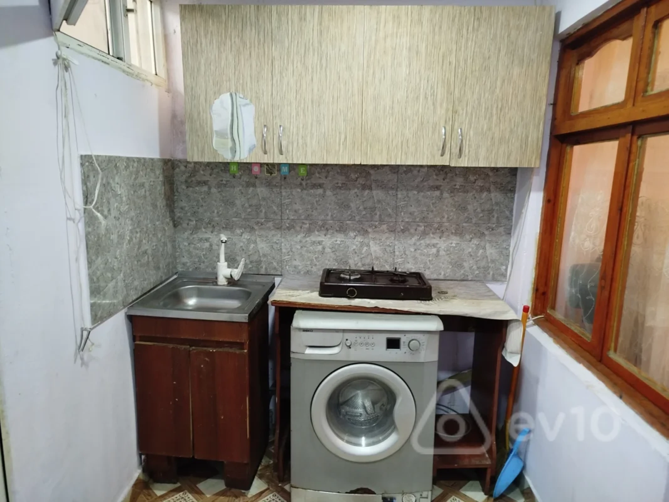 Kirayə verilir 2 otaqlı köhnə tikili 30 m²