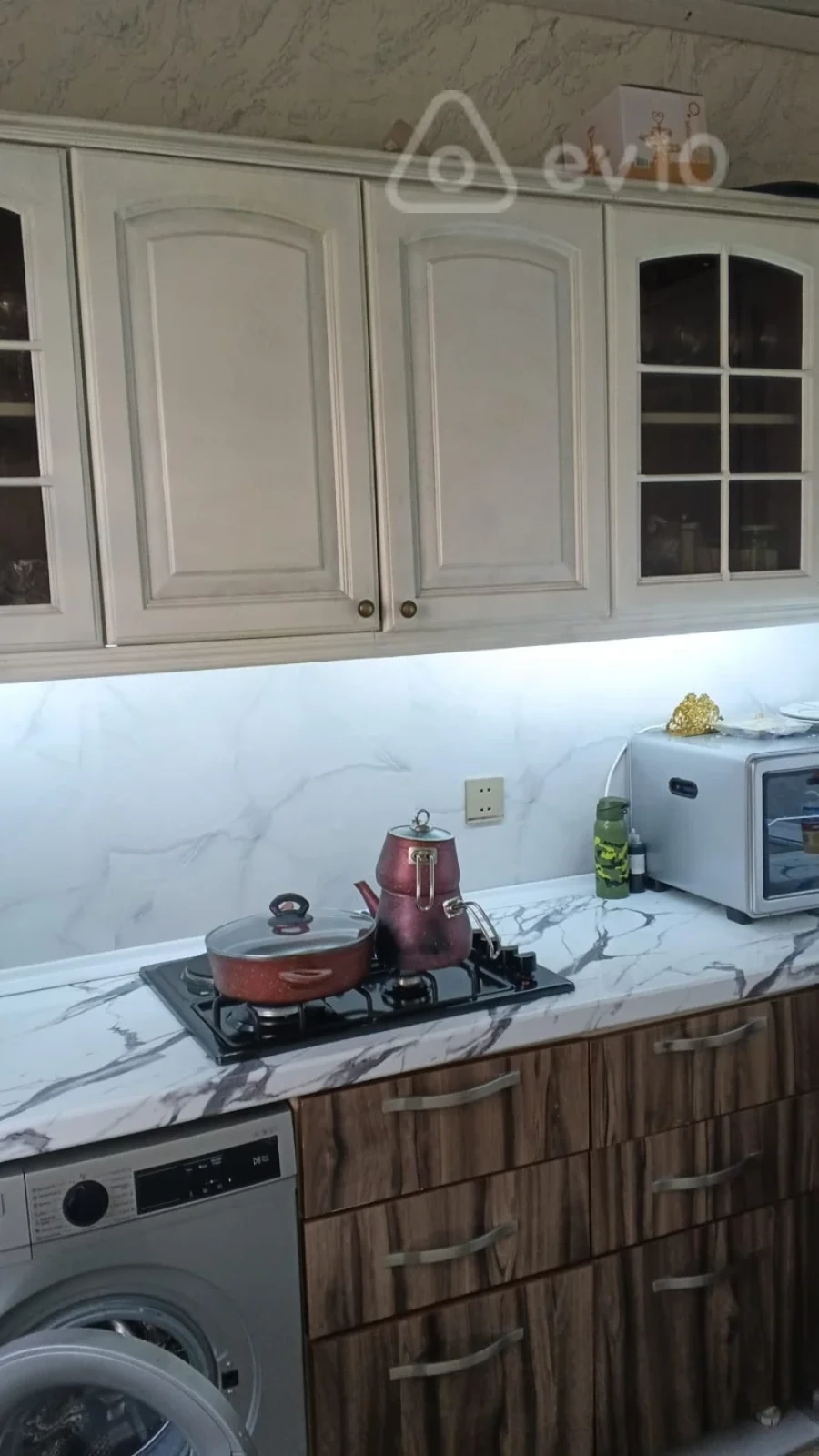 Satılır 6 otaqlı həyət evi 220 m²