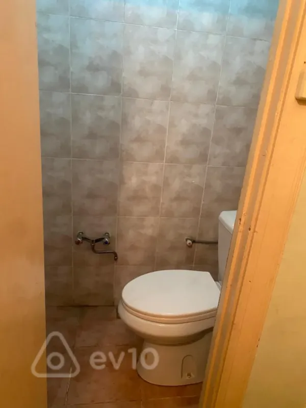Satılır 3 otaqlı köhnə tikili 75 m²