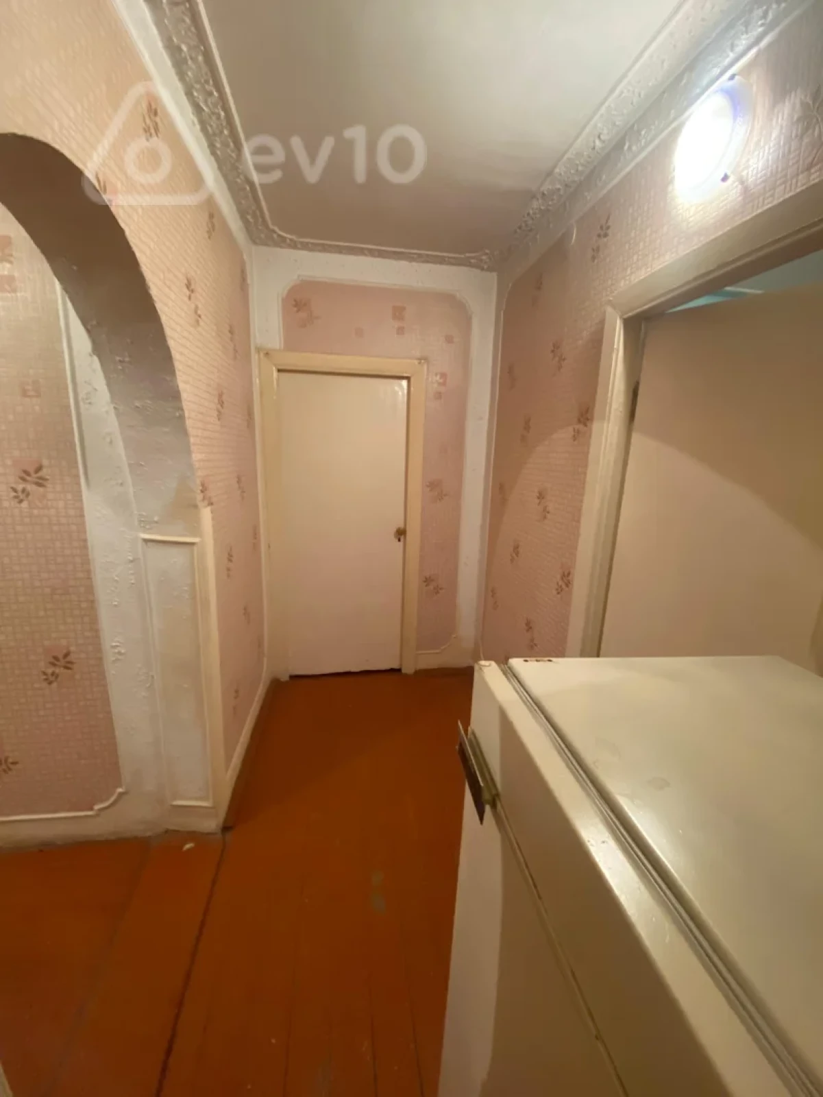 Satılır 3 otaqlı köhnə tikili 75 m²