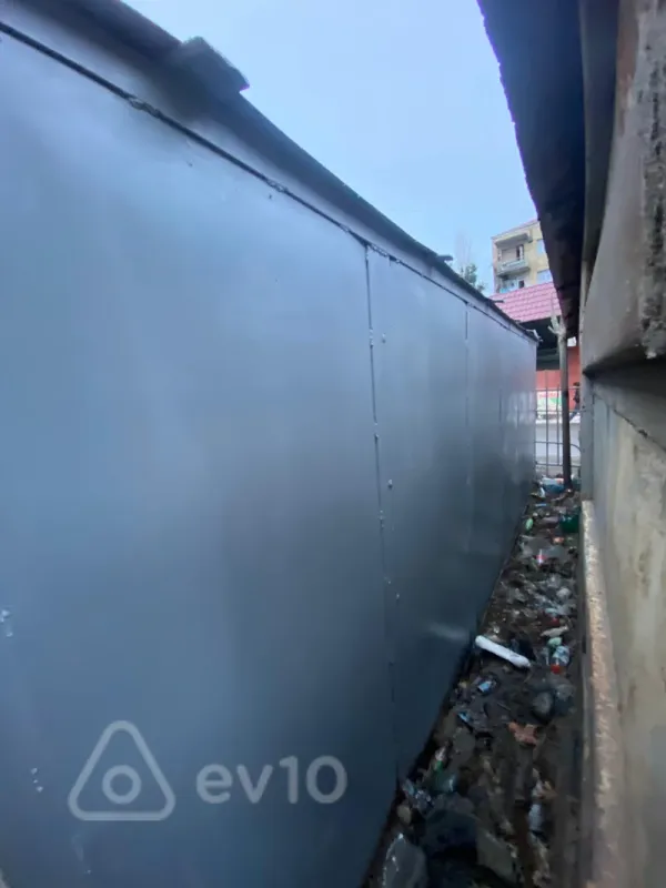 Satılır 3 otaqlı köhnə tikili 75 m²