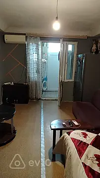 Kirayə verilir 1 otaqlı köhnə tikili 40 m²