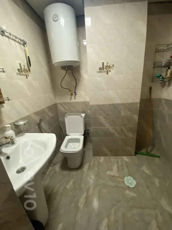Kirayə verilir 2 otaqlı yeni tikili 65 m²
