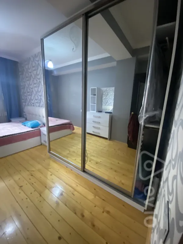 Kirayə verilir 2 otaqlı yeni tikili 65 m²
