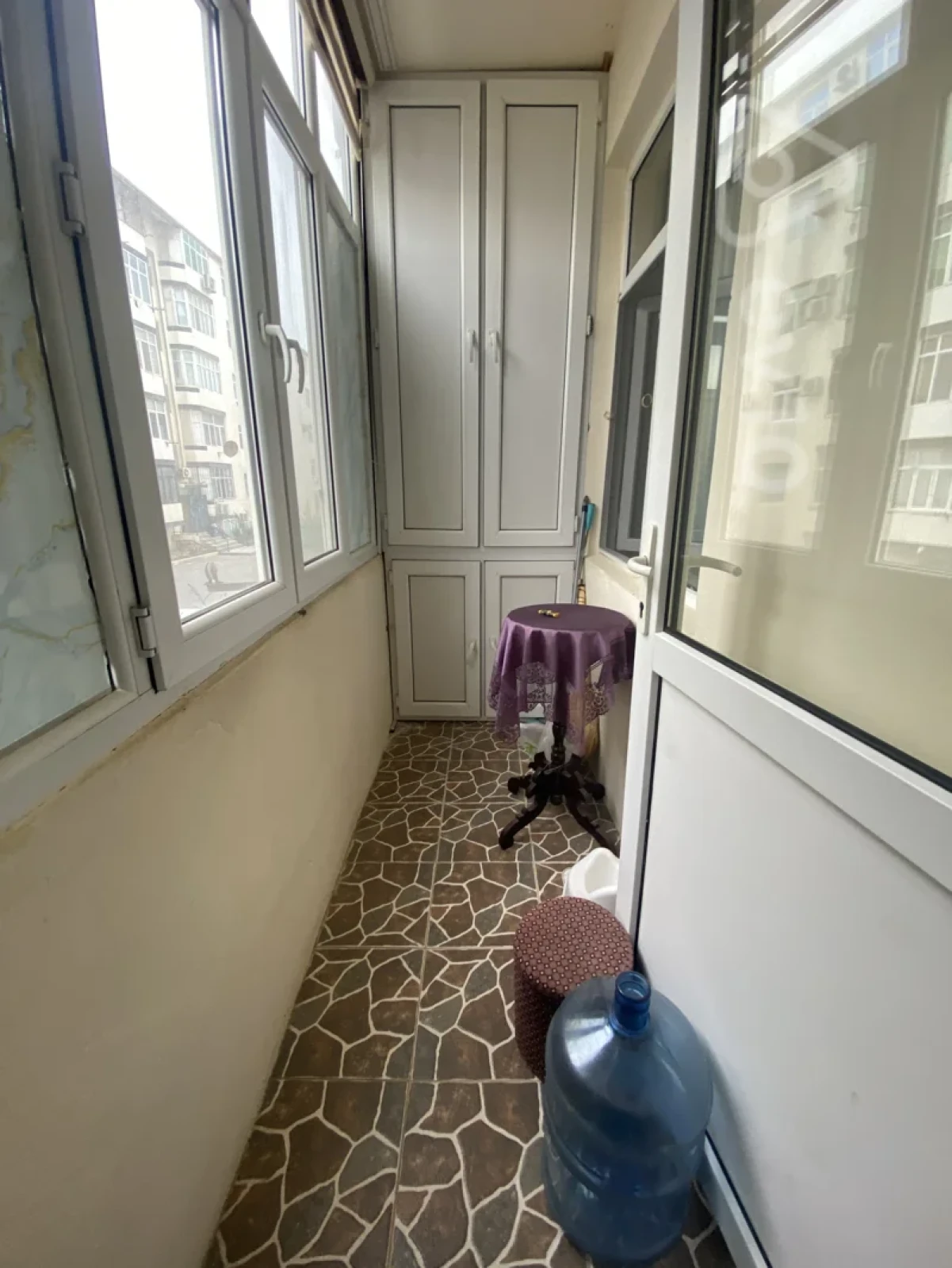 Kirayə verilir 2 otaqlı yeni tikili 65 m²
