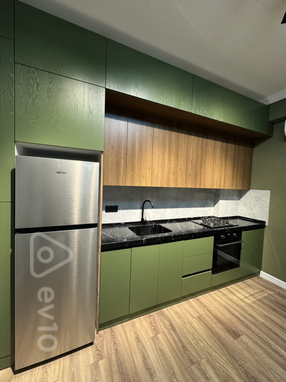 Kirayə verilir 2 otaqlı yeni tikili 70 m²