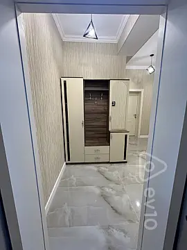 Kirayə verilir 2 otaqlı yeni tikili 70 m²