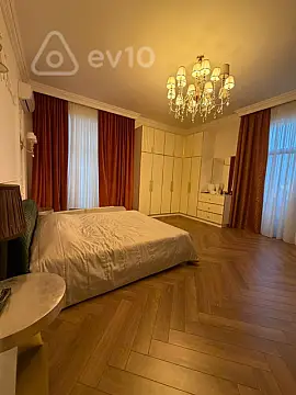 Satılır 3 otaqlı yeni tikili 165 m²