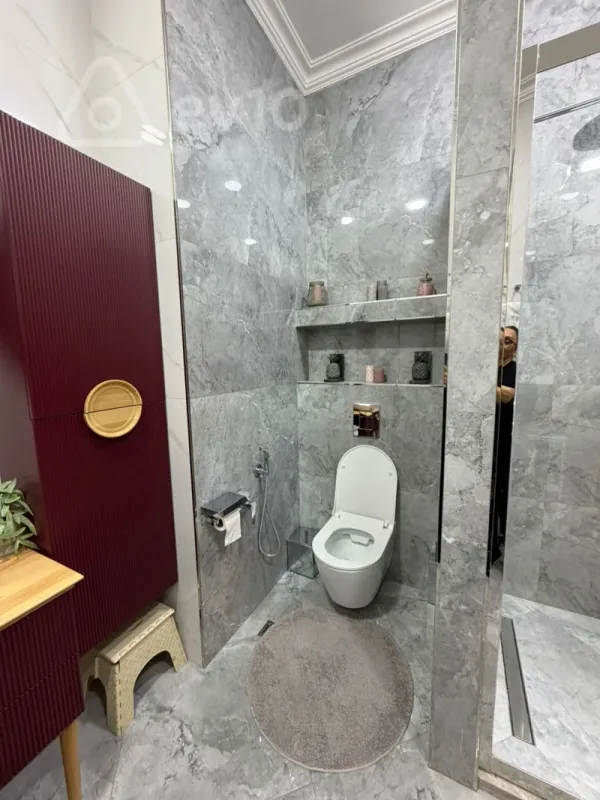 Satılır 3 otaqlı yeni tikili 165 m²