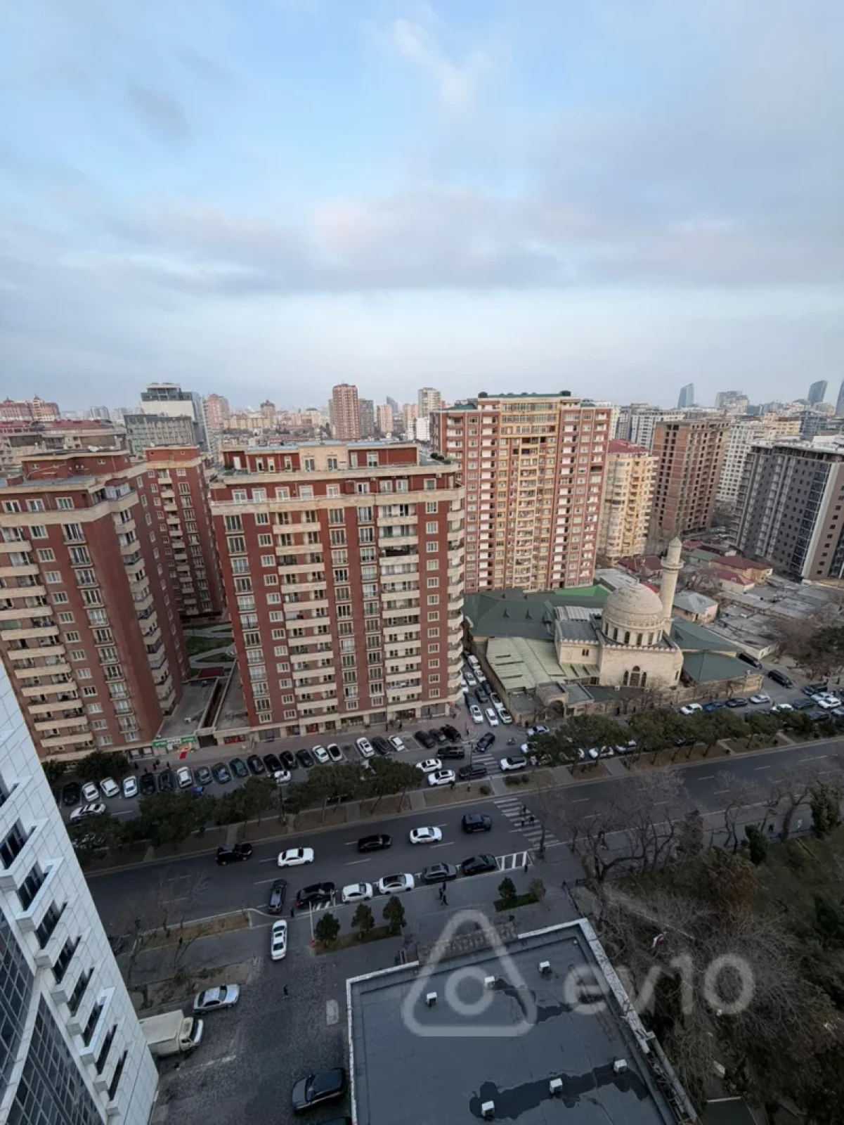 Satılır 3 otaqlı yeni tikili 165 m²