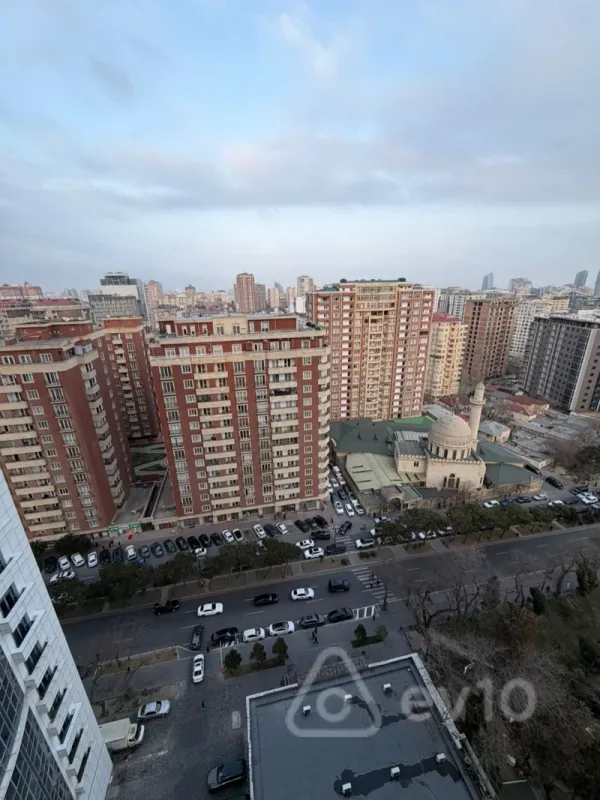 Satılır 3 otaqlı yeni tikili 165 m²