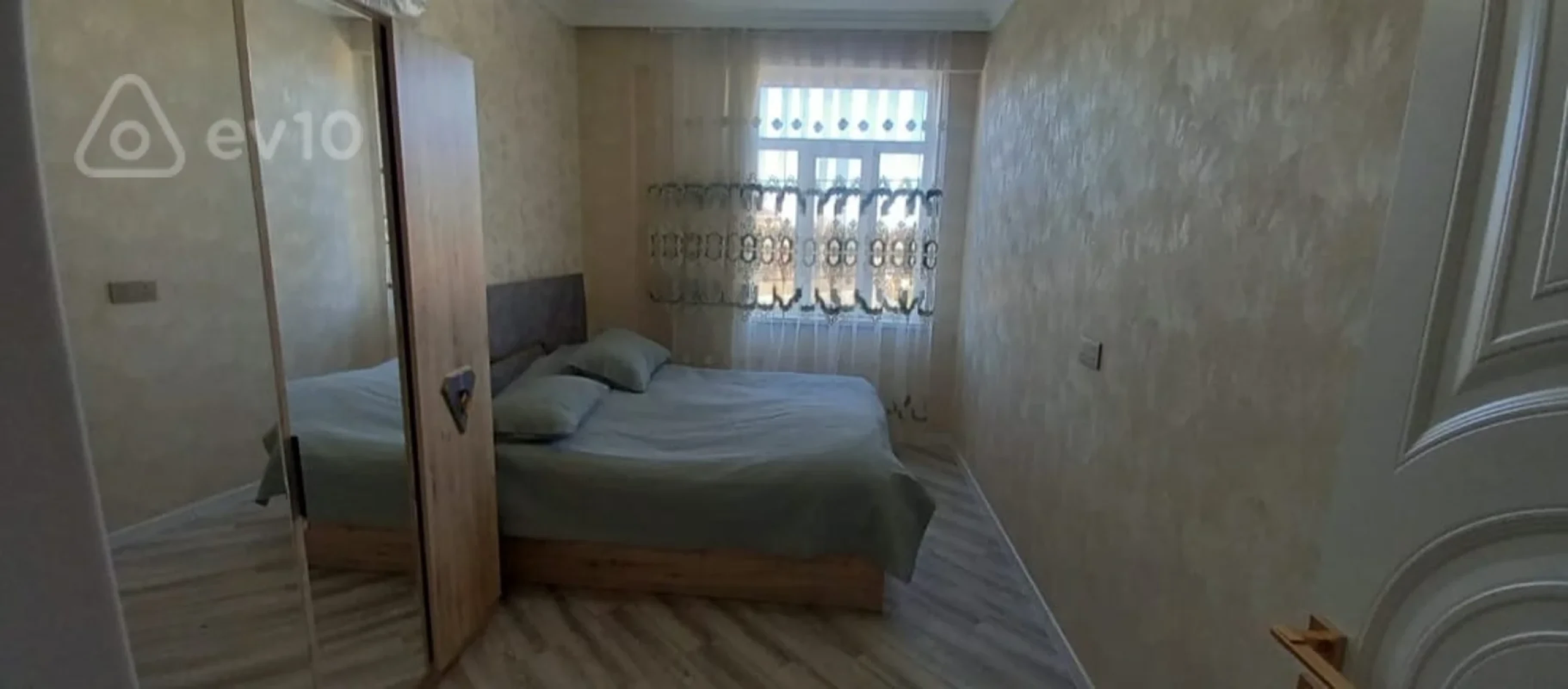 Kirayə verilir 3 otaqlı yeni tikili 80 m²