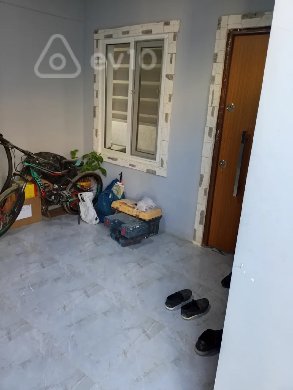 Satılır 5 otaqlı həyət evi 150 m²