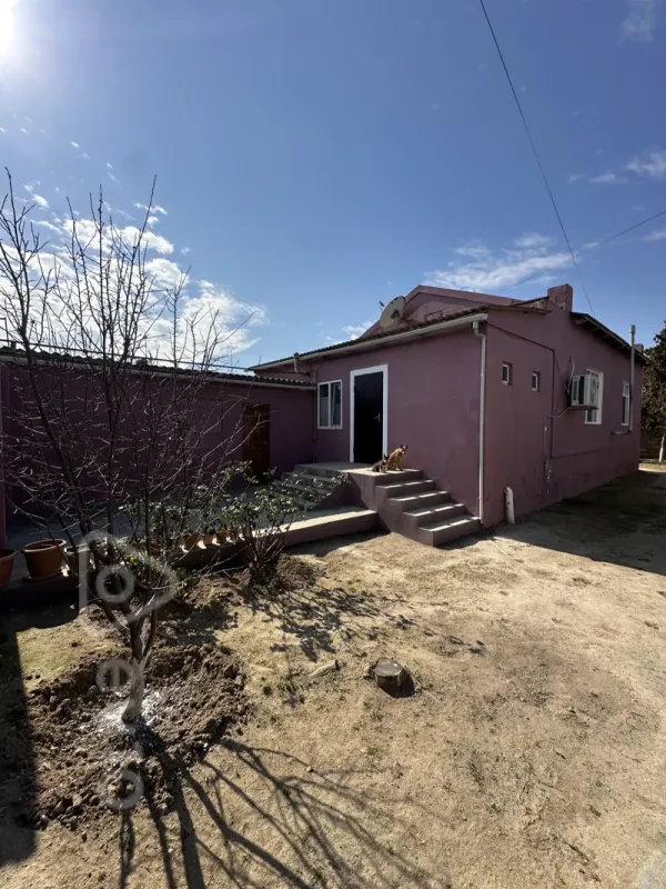 Satılır 3 otaqlı həyət evi 100 m²