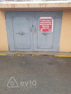 Satılır qaraj 18 m²