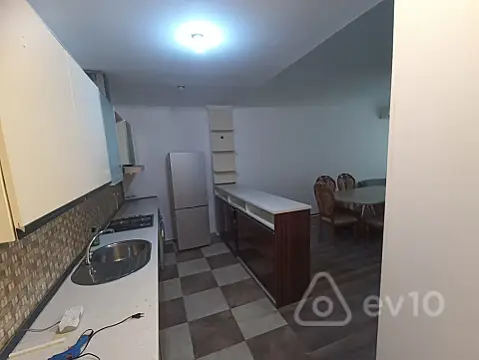 Kirayə verilir 2 otaqlı yeni tikili 60 m²