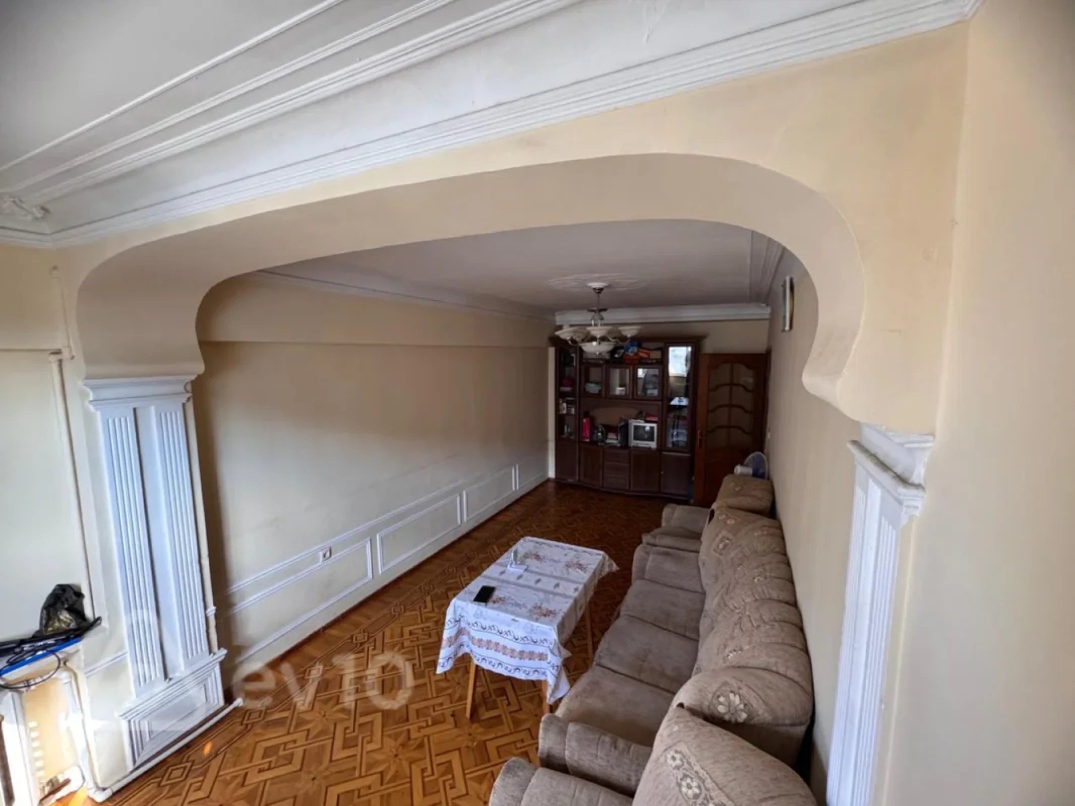 Satılır 3 otaqlı köhnə tikili 90 m²