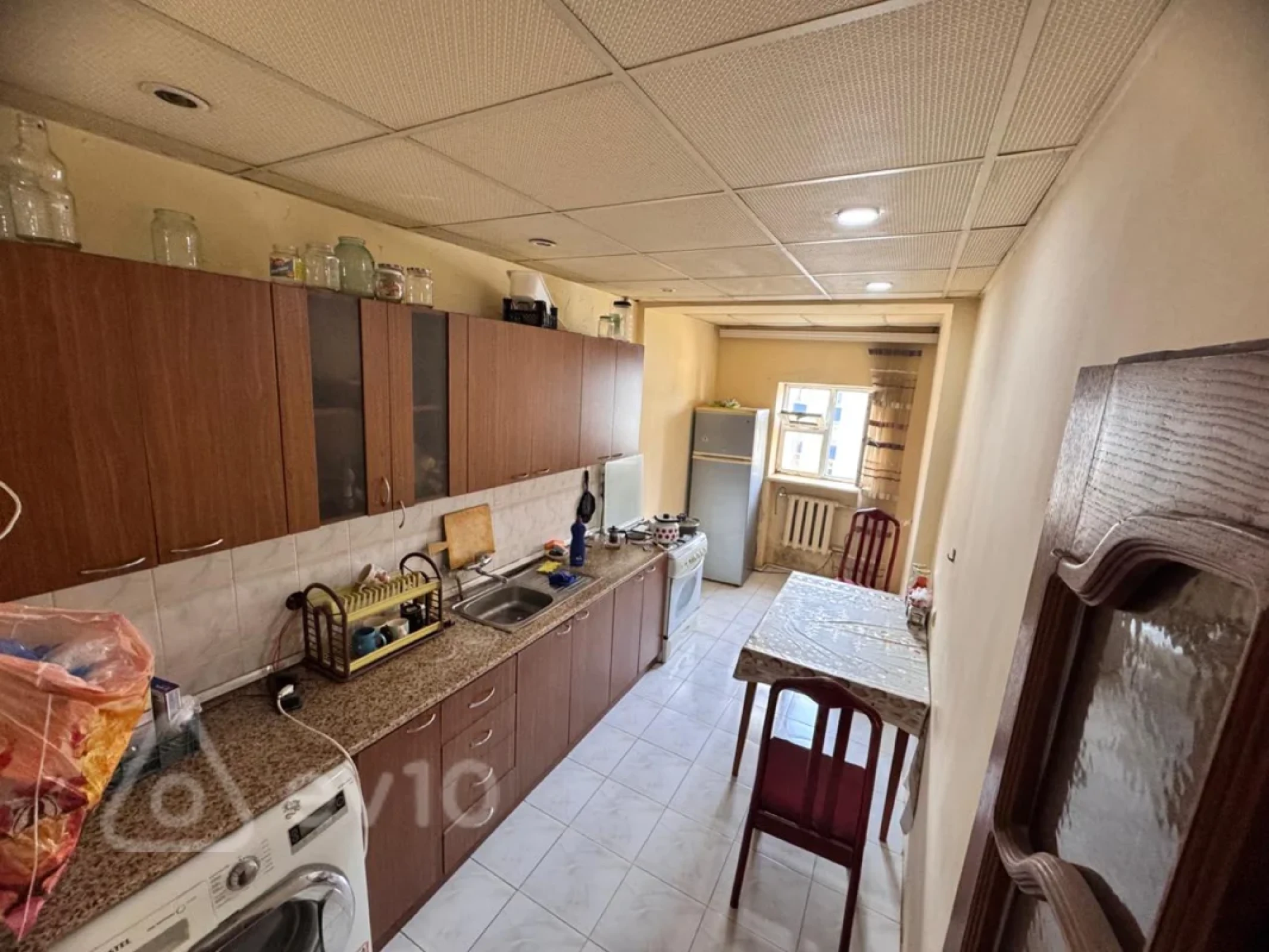 Satılır 3 otaqlı köhnə tikili 90 m²