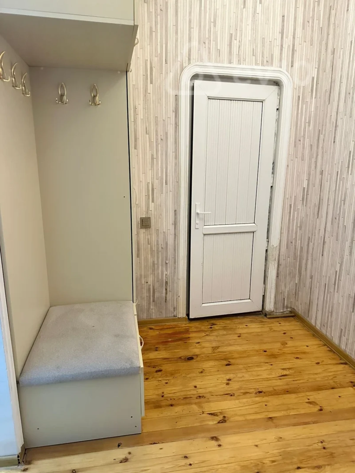 Kirayə verilir 2 otaqlı yeni tikili 72 m²