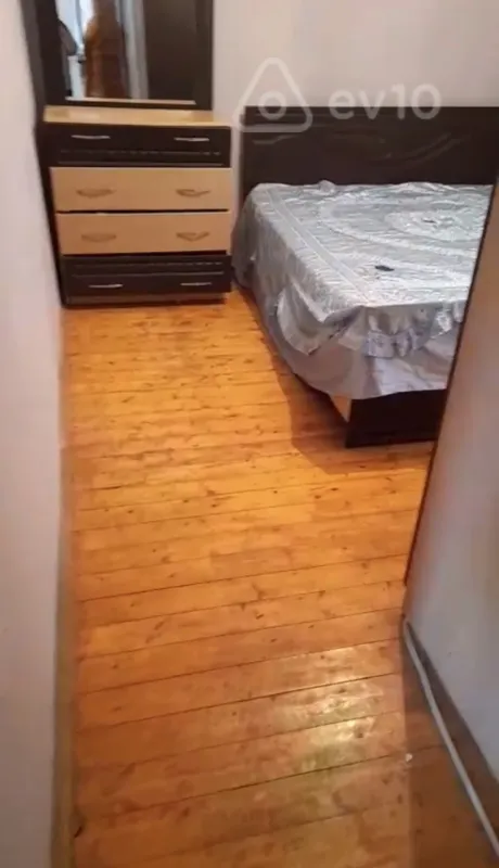 Kirayə verilir 2 otaqlı həyət evi 66 m²