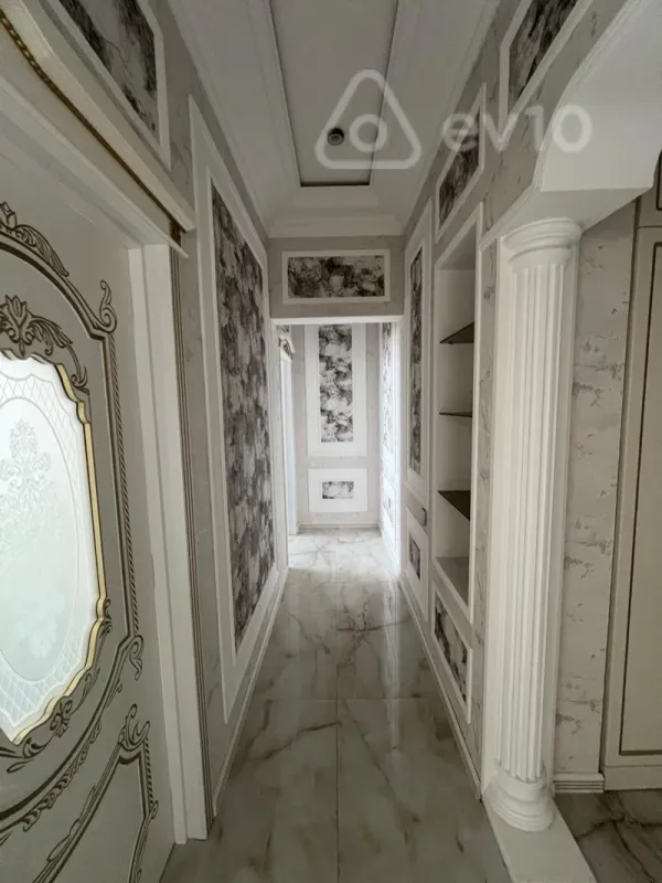 Kirayə verilir 2 otaqlı yeni tikili 80 m²