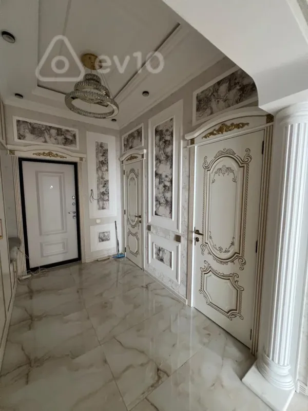 Kirayə verilir 2 otaqlı yeni tikili 80 m²