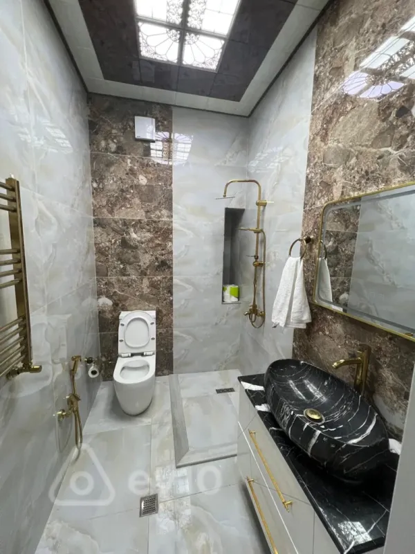 Kirayə verilir 2 otaqlı yeni tikili 80 m²