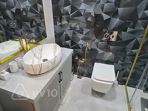 Kirayə verilir 2 otaqlı yeni tikili 80 m²