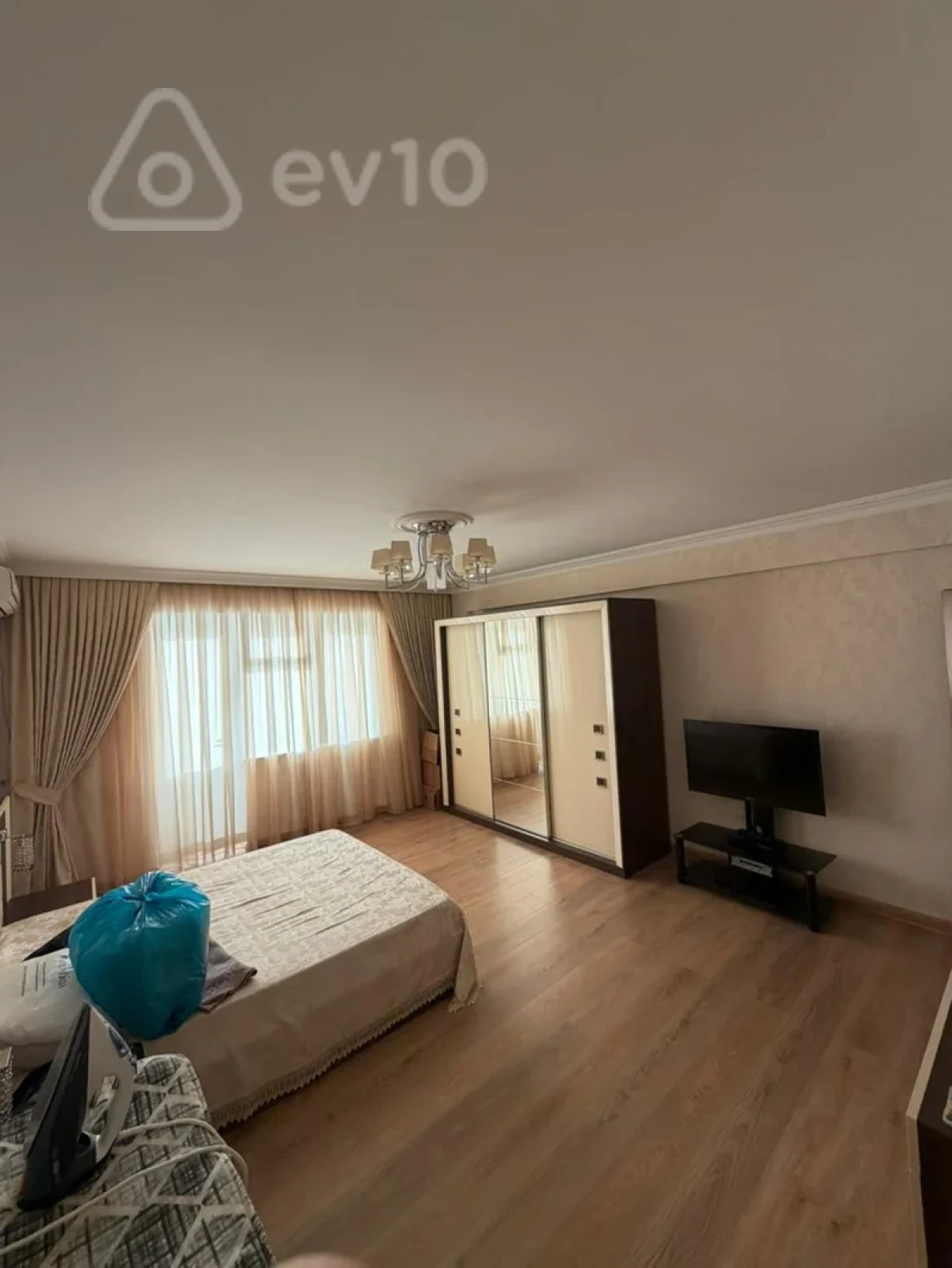 Kirayə verilir 3 otaqlı yeni tikili 125 m²