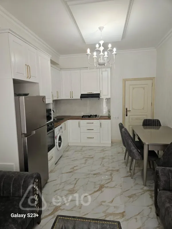 Kirayə verilir 2 otaqlı yeni tikili 62 m²