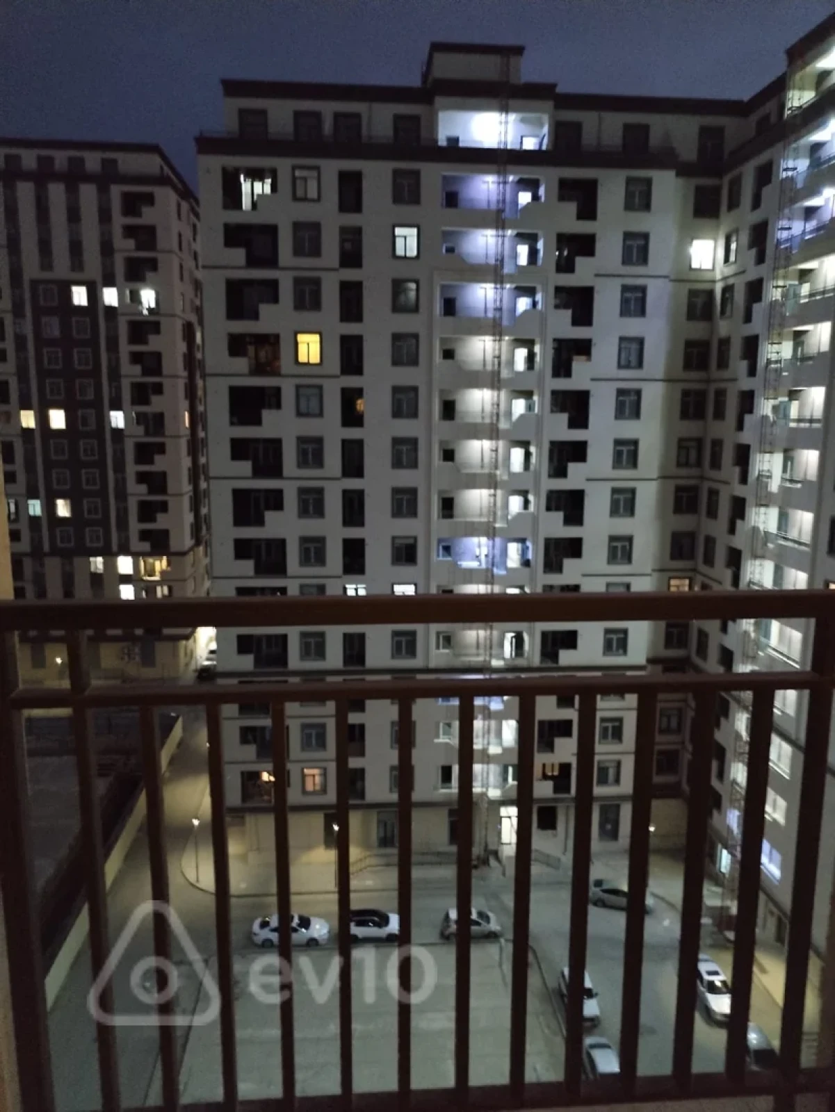 Kirayə verilir 2 otaqlı yeni tikili 65 m²