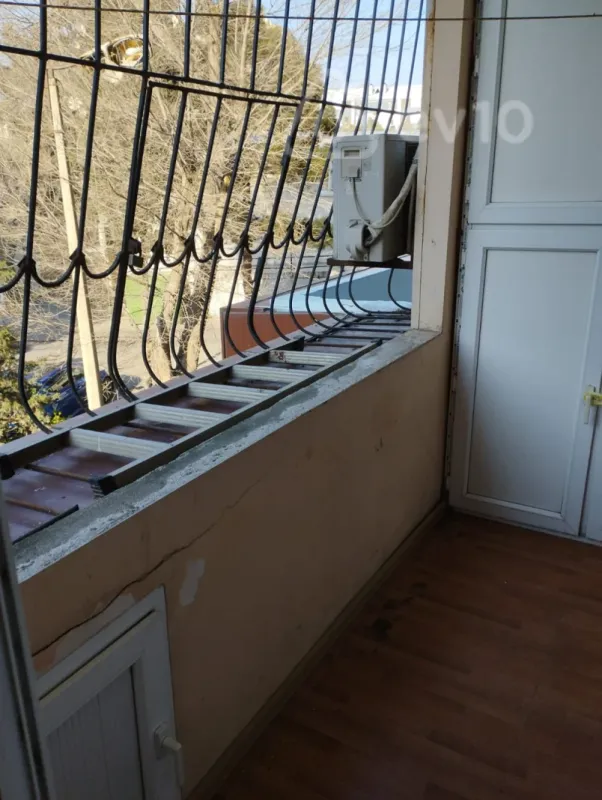 Kirayə verilir 3 otaqlı köhnə tikili 70 m²