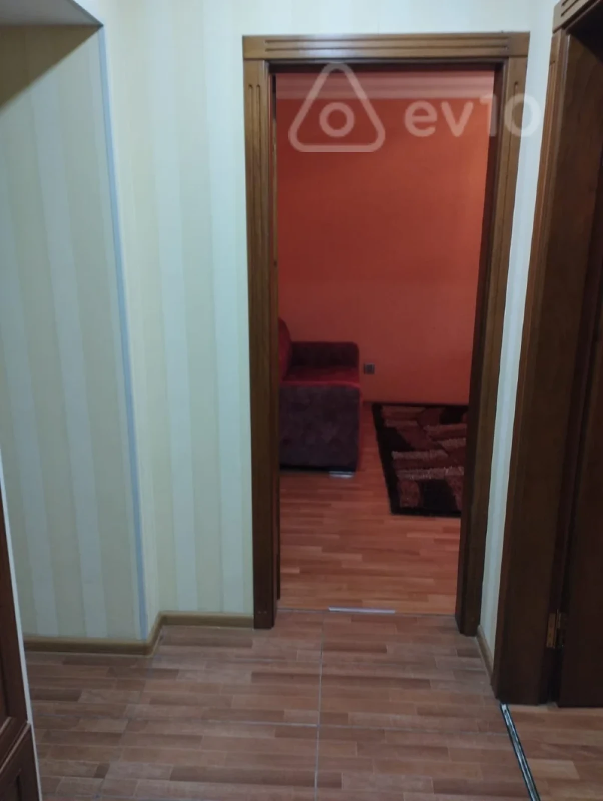 Kirayə verilir 3 otaqlı köhnə tikili 70 m²