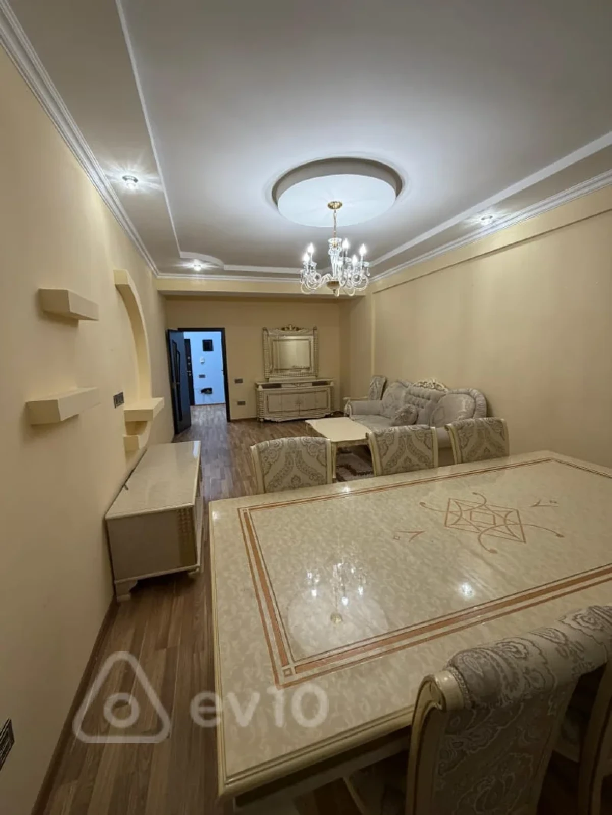 Kirayə verilir 3 otaqlı yeni tikili 105 m²