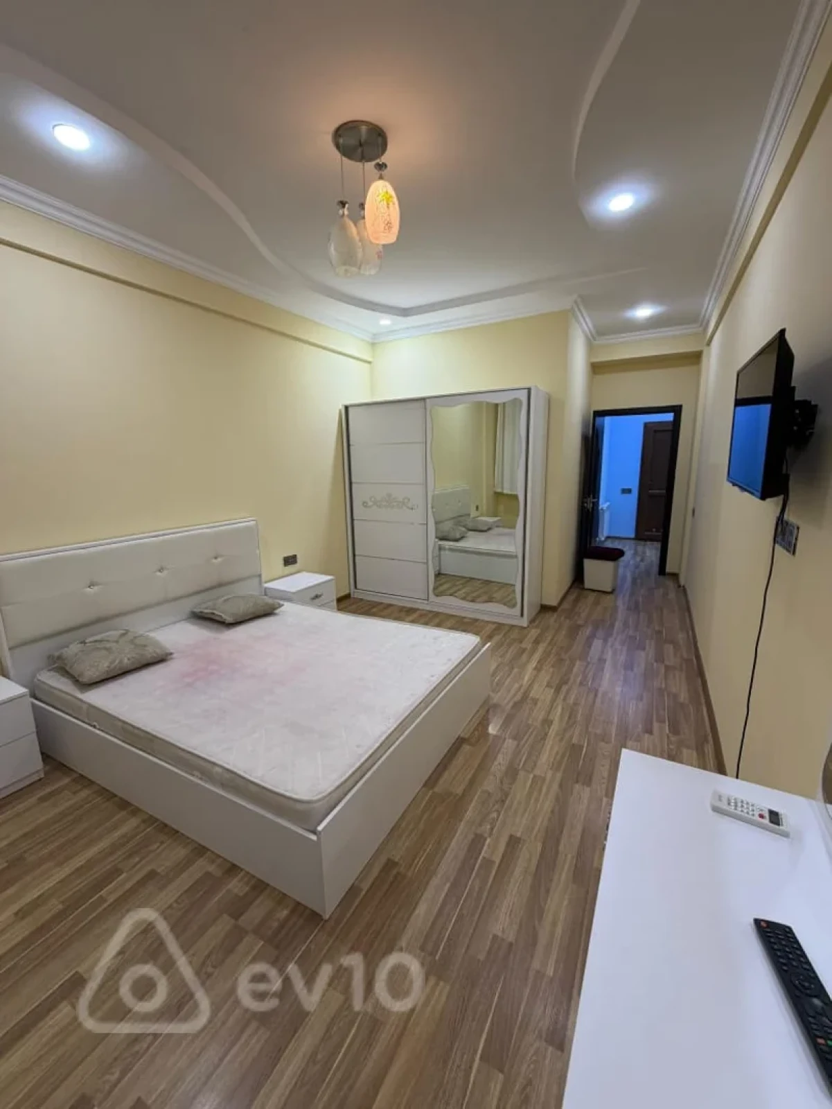 Kirayə verilir 3 otaqlı yeni tikili 105 m²