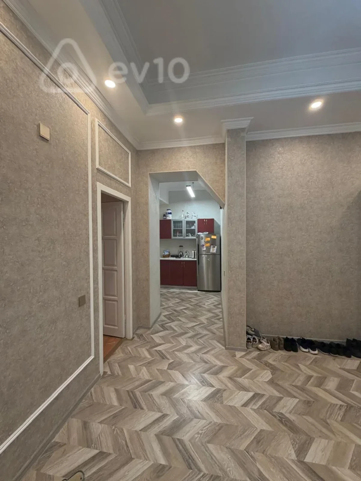 Satılır 4 otaqlı yeni tikili 151 m²