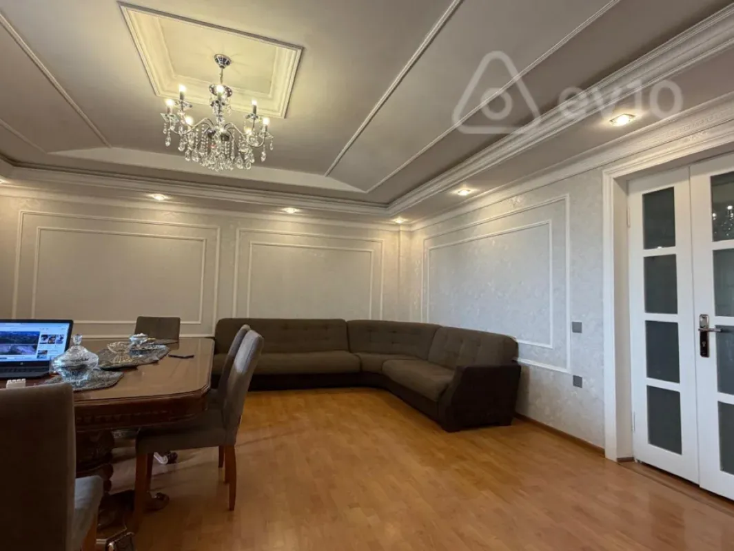 Satılır 4 otaqlı yeni tikili 151 m²