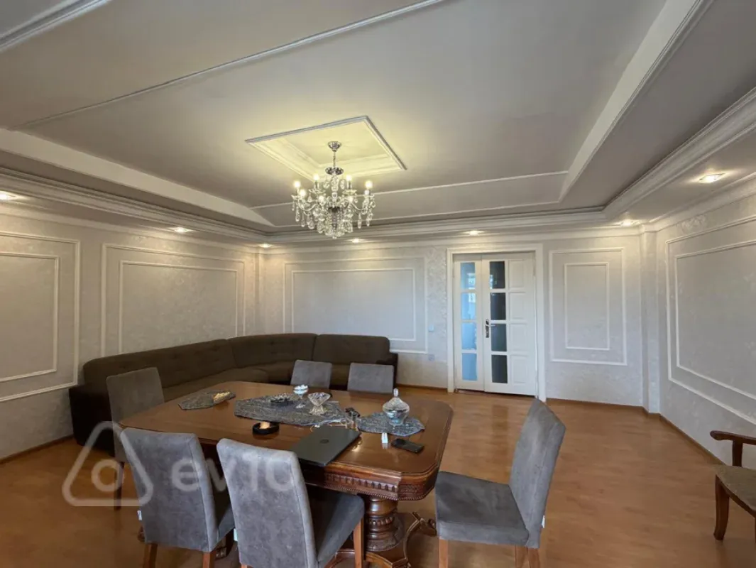 Satılır 4 otaqlı yeni tikili 151 m²