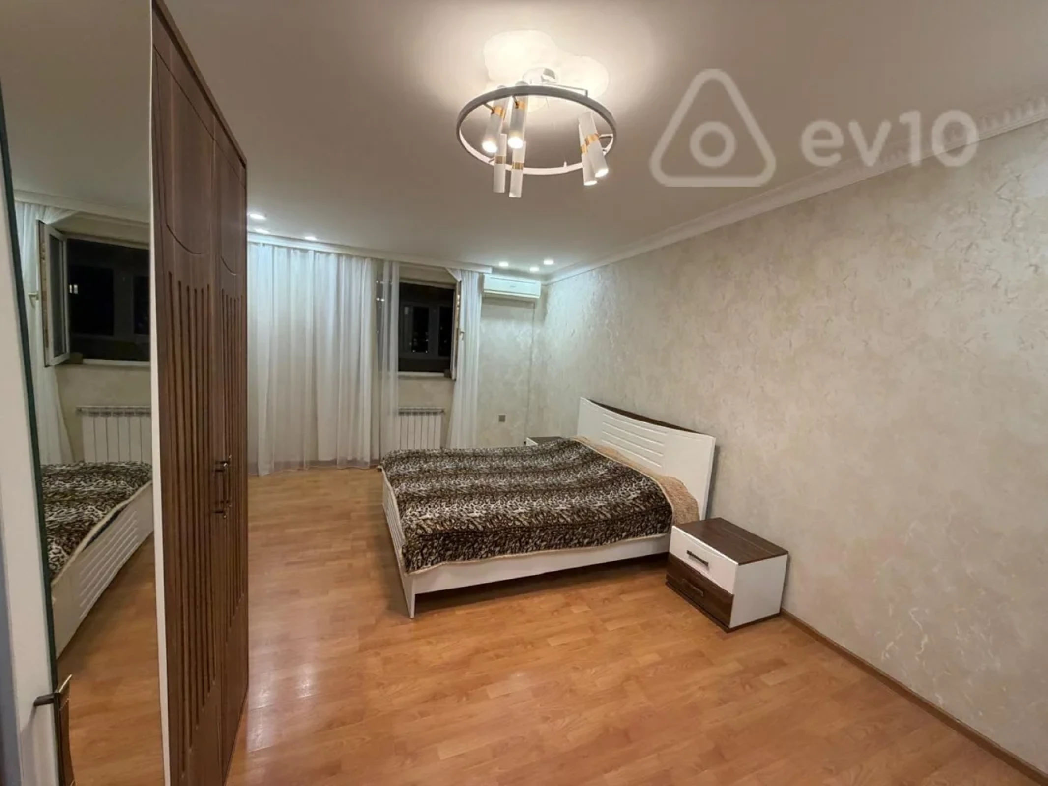 Satılır 4 otaqlı yeni tikili 151 m²