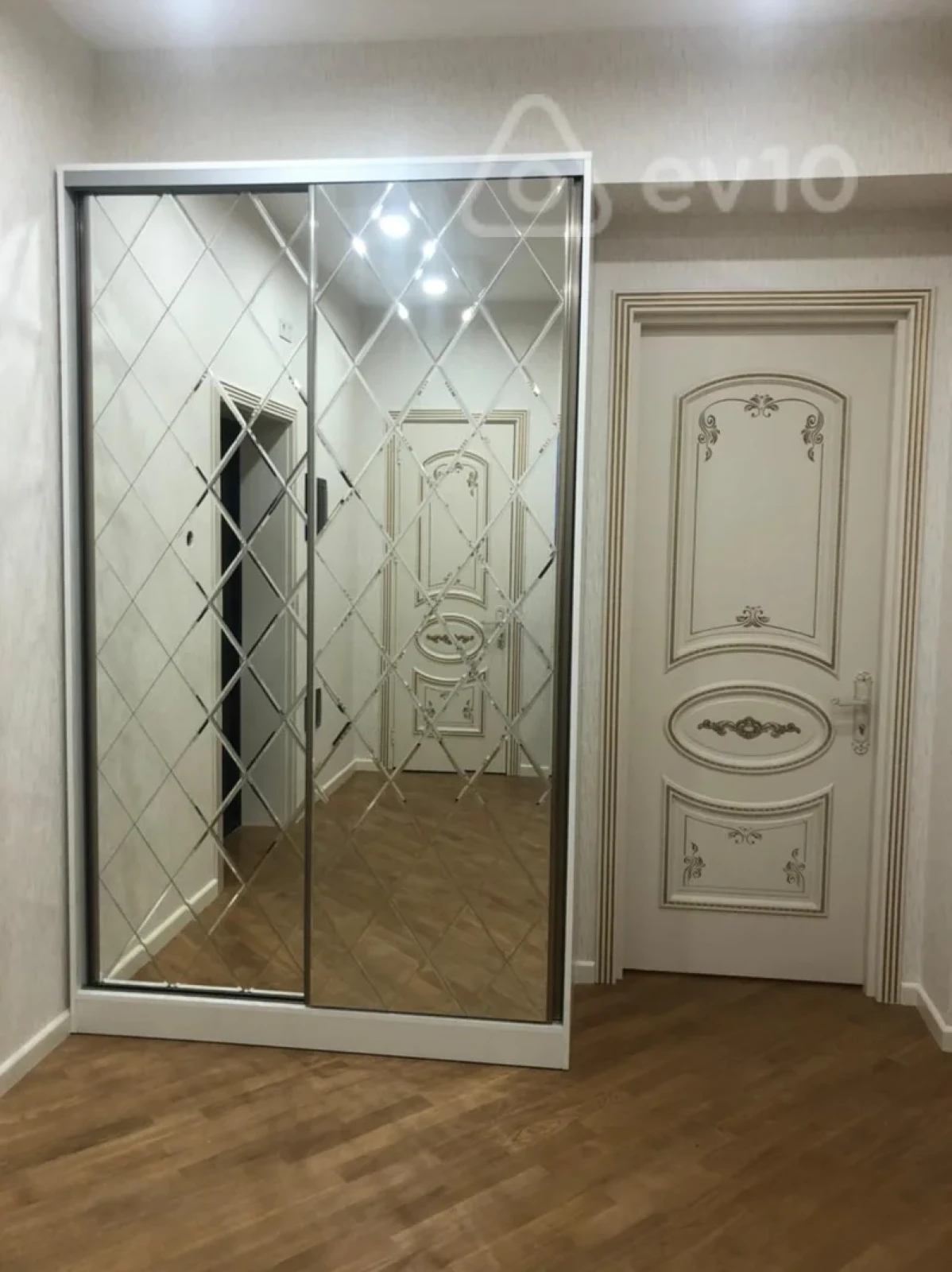 Kirayə verilir 2 otaqlı yeni tikili 80 m²