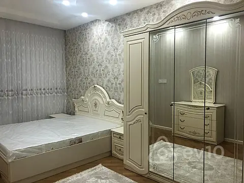 Kirayə verilir 2 otaqlı yeni tikili 80 m²