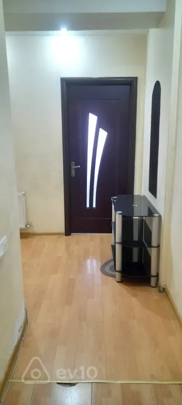 Kirayə verilir 2 otaqlı yeni tikili 50 m²