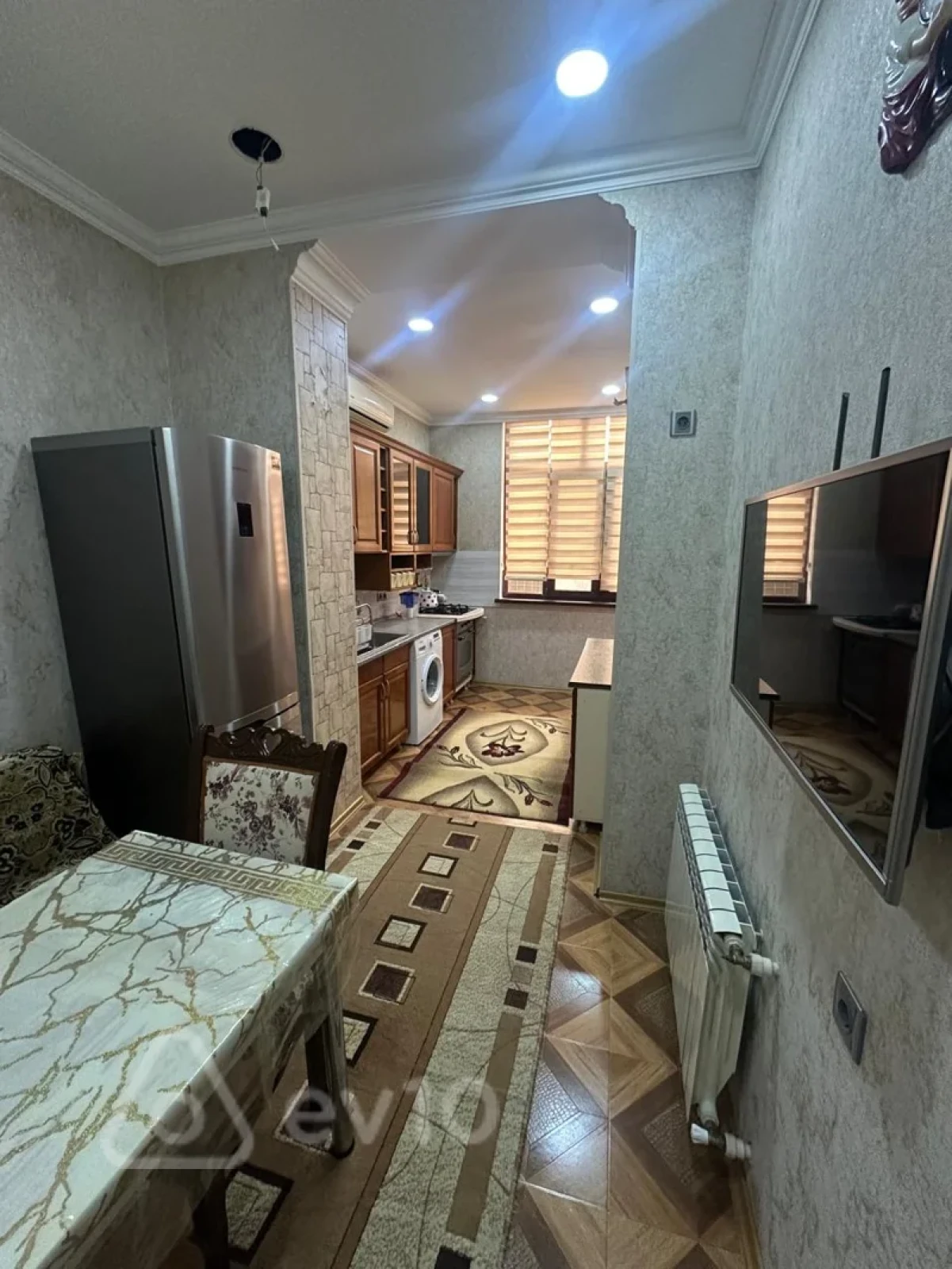 Kirayə verilir 3 otaqlı köhnə tikili 85 m²